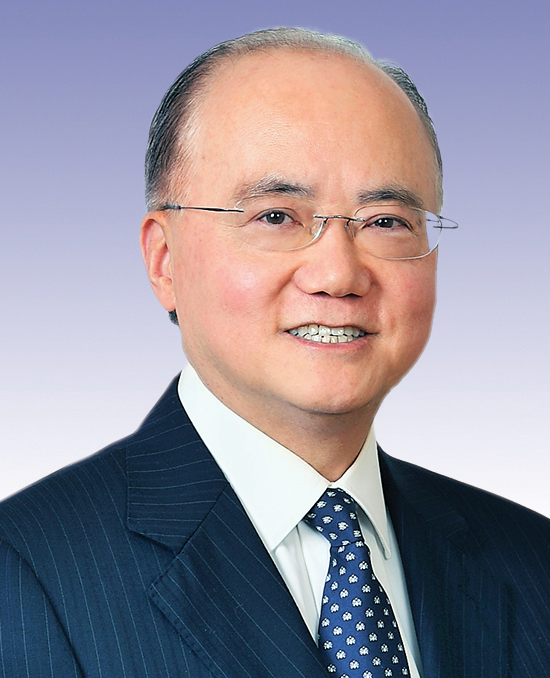 李联伟先生,B B S,J P