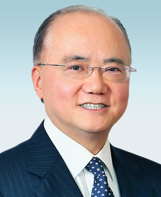 Mr John LEE Luen-wai, BBS, JP